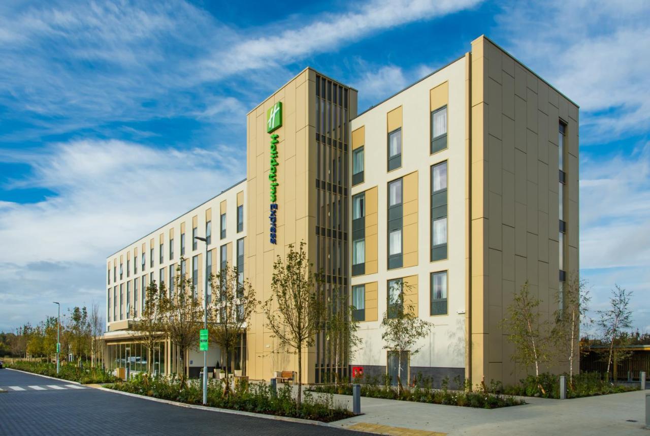 Holiday Inn Express - Bicester By Ihg Exteriör bild